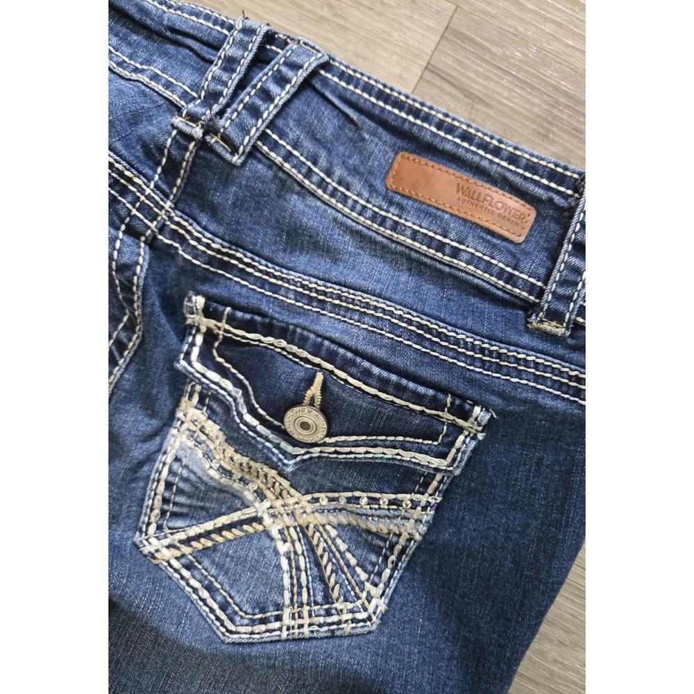 WallFlower Luscious Curvy Fit Bootcut Jeans Dark Wash Blue Thick Stitch Size 5 - Picture 7 of 14